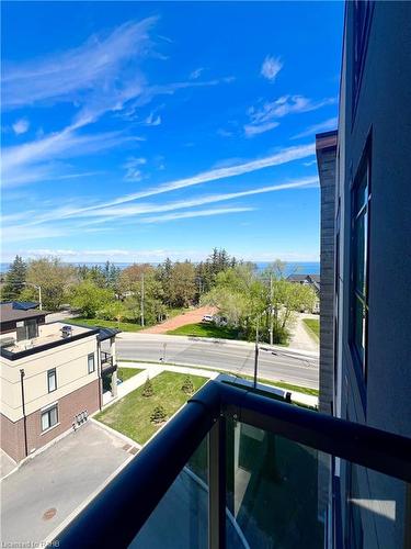 508-600 North Service Road, Stoney Creek, ON - Outdoor With View