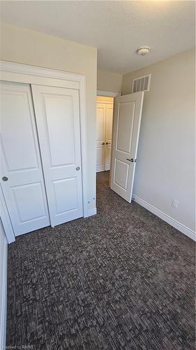 35-2273 Turnberry Road, Burlington, ON - Indoor Photo Showing Other Room