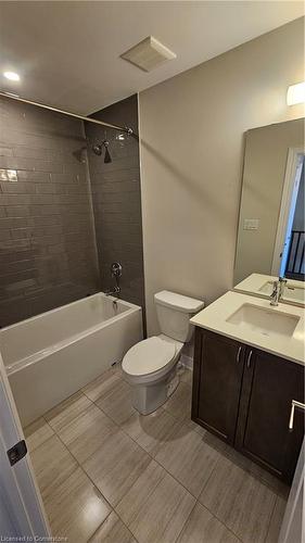 35-2273 Turnberry Road, Burlington, ON - Indoor Photo Showing Bathroom