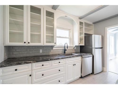 728 Gorham Road, Ridgeway, ON - Indoor Photo Showing Kitchen