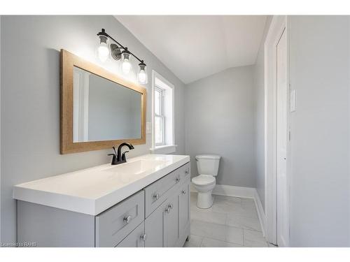 728 Gorham Road, Ridgeway, ON - Indoor Photo Showing Bathroom