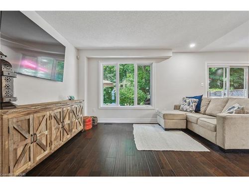 18-1150 Skyview Drive, Burlington, ON - Indoor Photo Showing Other Room