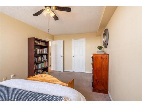 504-2900 Battleford Road, Mississauga, ON - Indoor Photo Showing Bedroom