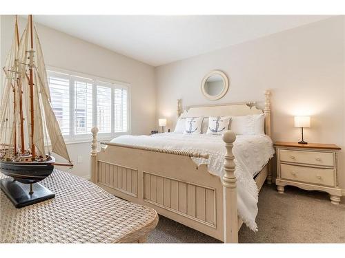 18 Tamarack Way, Simcoe, ON - Indoor Photo Showing Bedroom