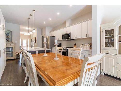 18 Tamarack Way, Simcoe, ON - Indoor Photo Showing Dining Room