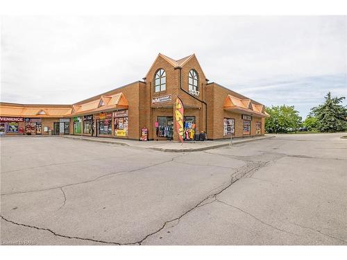 19-1447 Upper Ottawa Street, Hamilton, ON 