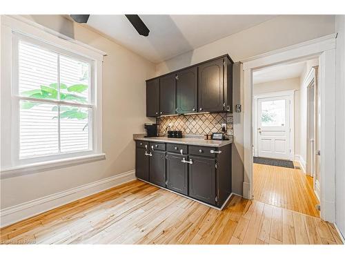 65 Banff Street, Caledonia, ON - Indoor Photo Showing Kitchen