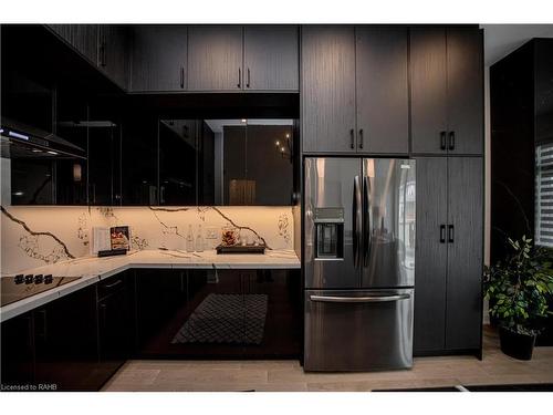 11 Primrose Street, Pelham, ON - Indoor Photo Showing Kitchen