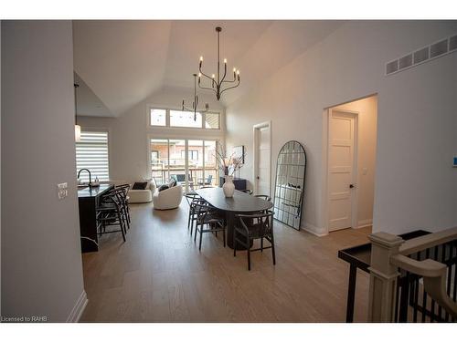 11 Primrose Street, Pelham, ON - Indoor Photo Showing Dining Room