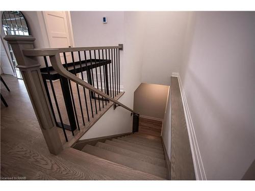 11 Primrose Street, Pelham, ON - Indoor Photo Showing Other Room