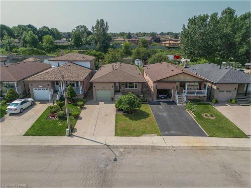 296 Clifton Downs Road, Hamilton, ON - Outdoor With Facade