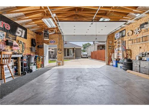 625 Tate Avenue, Hamilton, ON - Indoor Photo Showing Garage