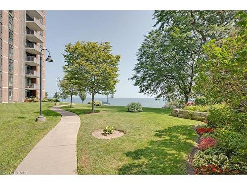 1009-5250 Lakeshore Road, Burlington, ON 