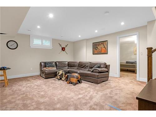 22 Creekside Drive, Niagara-On-The-Lake, ON - Indoor Photo Showing Other Room