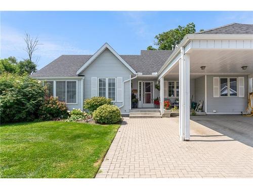 16 Garden Drive, Smithville, ON - Outdoor With Facade