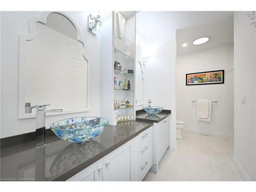 50 Bluenose Drive, Port Dover, ON - Indoor Photo Showing Bathroom