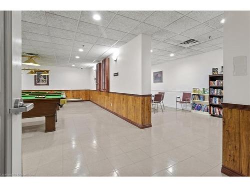 703-495 8 Highway, Stoney Creek, ON - Indoor Photo Showing Other Room