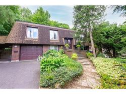 740 Greenhill Avenue  Hamilton, ON L8K 5G3