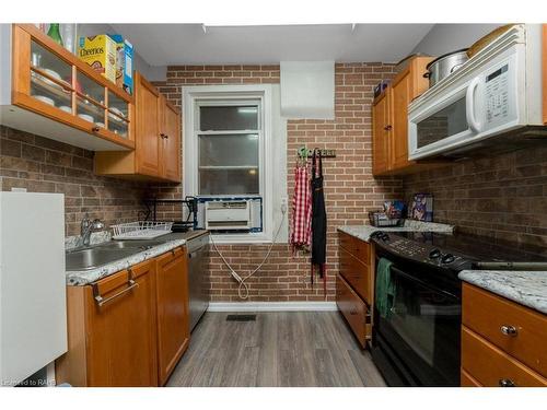 236 Grosvenor Avenue N, Hamilton, ON - Indoor Photo Showing Kitchen With Double Sink