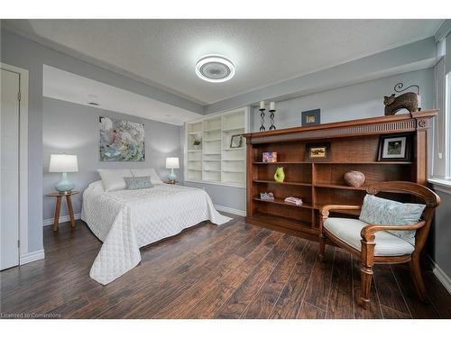 1506-120 Duke Street, Hamilton, ON - Indoor Photo Showing Bedroom