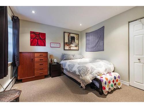 307-40 Robinson Street, Hamilton, ON - Indoor Photo Showing Bedroom