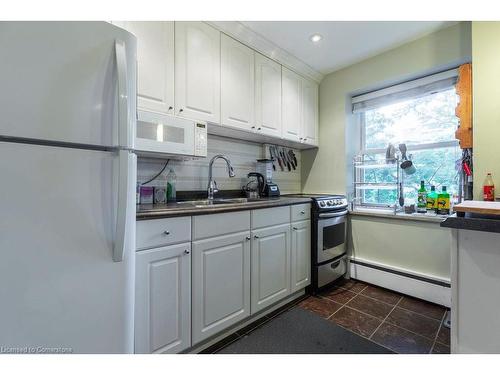 307-40 Robinson Street, Hamilton, ON - Indoor Photo Showing Kitchen With Double Sink