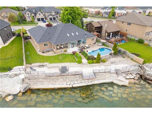 94 Seabreeze Crescent, Stoney Creek, ON - Outdoor With In Ground Pool With View