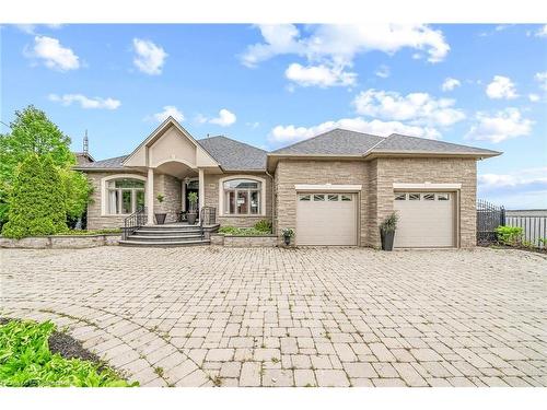 94 Seabreeze Crescent, Stoney Creek, ON - Outdoor