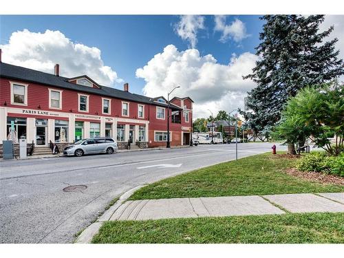 101-3710 Main Street, Niagara Falls, ON 