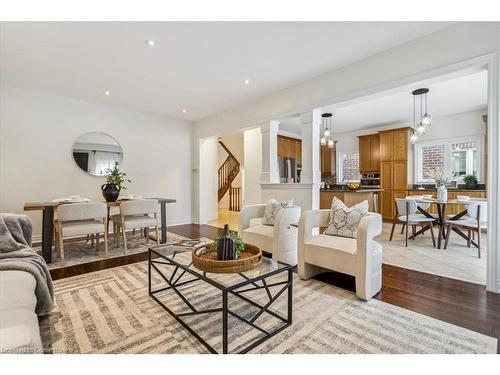 3099 Ferguson Drive, Burlington, ON - Indoor Photo Showing Living Room