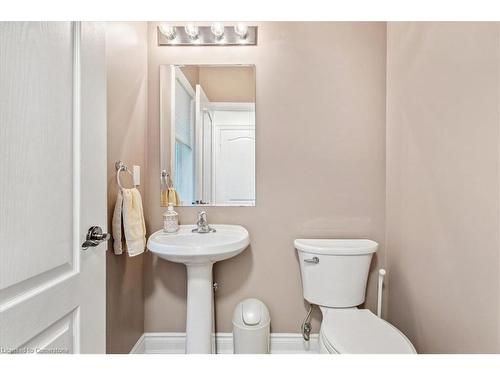 3099 Ferguson Drive, Burlington, ON - Indoor Photo Showing Bathroom