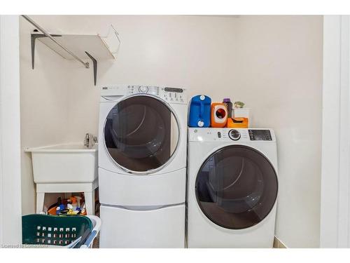 3099 Ferguson Drive, Burlington, ON - Indoor Photo Showing Laundry Room