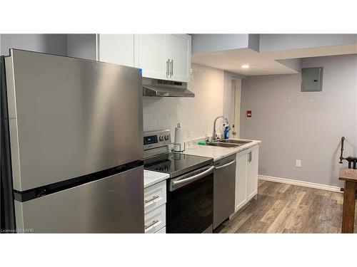 1-468 Main Street E, Hamilton, ON - Indoor Photo Showing Kitchen With Stainless Steel Kitchen With Double Sink