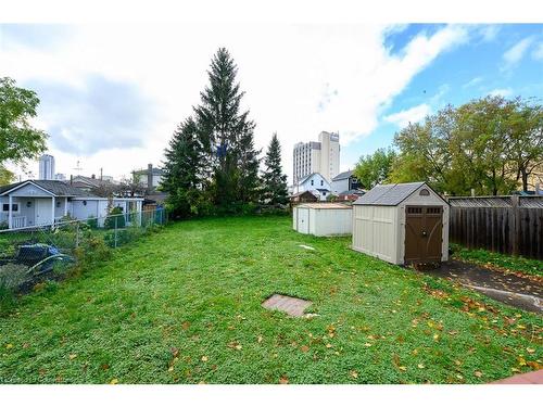 5768 Summer Street, Niagara Falls, ON - Outdoor With Backyard