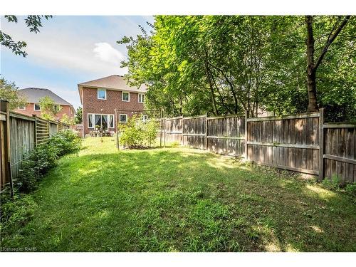 1075 Johnson'S Lane, Mississauga, ON - Outdoor With Backyard