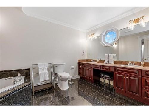 545 Mississauga Street, Niagara-On-The-Lake, ON - Indoor Photo Showing Bathroom