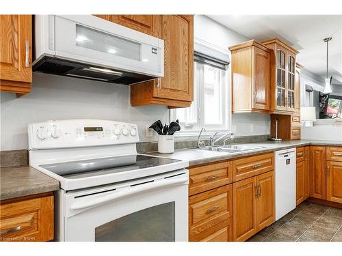 66 Abraham Drive, Stratford, ON - Indoor Photo Showing Kitchen With Double Sink