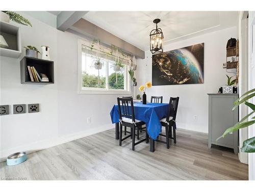 225 Helena Avenue, Winona, ON - Indoor Photo Showing Dining Room