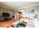 5934 North Street, Niagara Falls, ON  - Indoor Photo Showing Living Room 