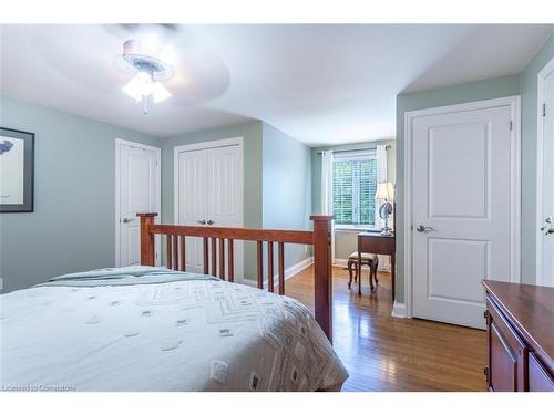 4173 Corrine Court, Burlington, ON - Indoor Photo Showing Bedroom