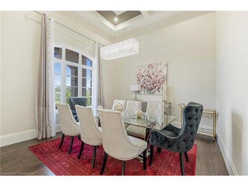 47 Tews Lane, Dundas, ON - Indoor Photo Showing Dining Room