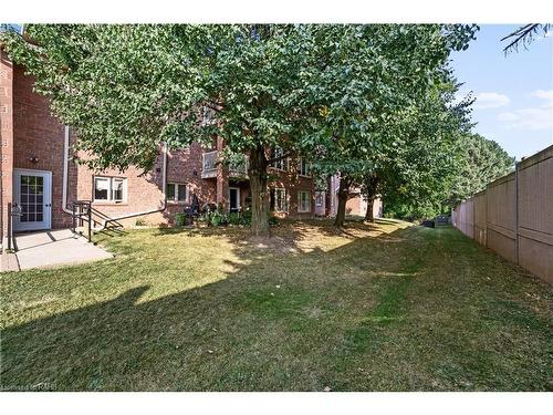 56-3050 Pinemeadow Drive, Burlington, ON - Outdoor