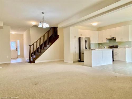 36 Bethune Ave Avenue, Hamilton, ON - Indoor Photo Showing Kitchen