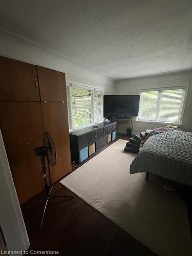 5331 Greenlane Road, Beamsville, ON - Indoor Photo Showing Bedroom