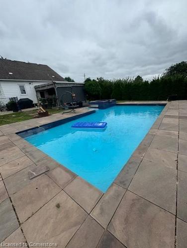 5331 Greenlane Road, Beamsville, ON - Outdoor With In Ground Pool