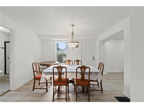 21 Canby Street, Allanburg, ON - Indoor Photo Showing Dining Room