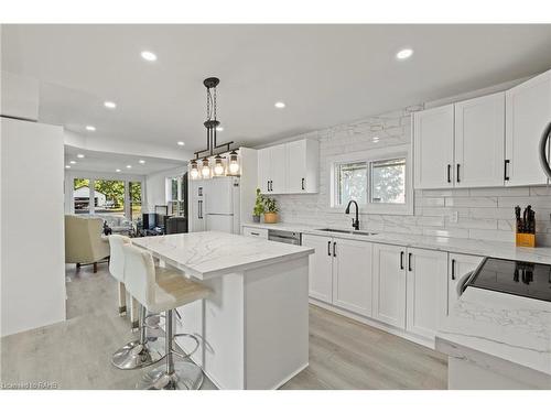 21 Canby Street, Allanburg, ON - Indoor Photo Showing Kitchen With Upgraded Kitchen