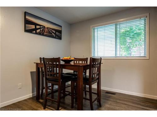 37 Gainsborough Road, Hamilton, ON - Indoor Photo Showing Dining Room