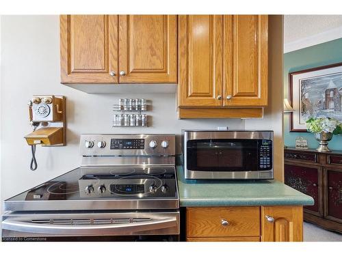 1601-26 Hanover Road, Bramalea, ON - Indoor Photo Showing Kitchen