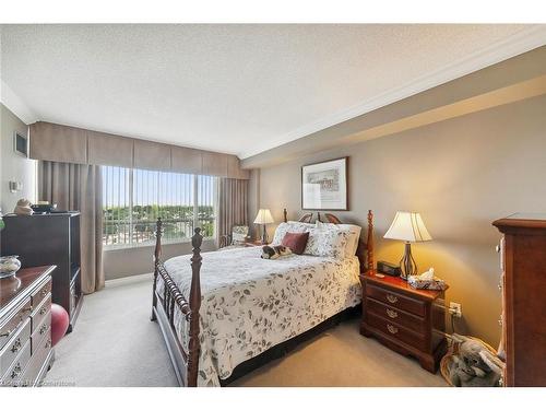 1601-26 Hanover Road, Bramalea, ON - Indoor Photo Showing Bedroom